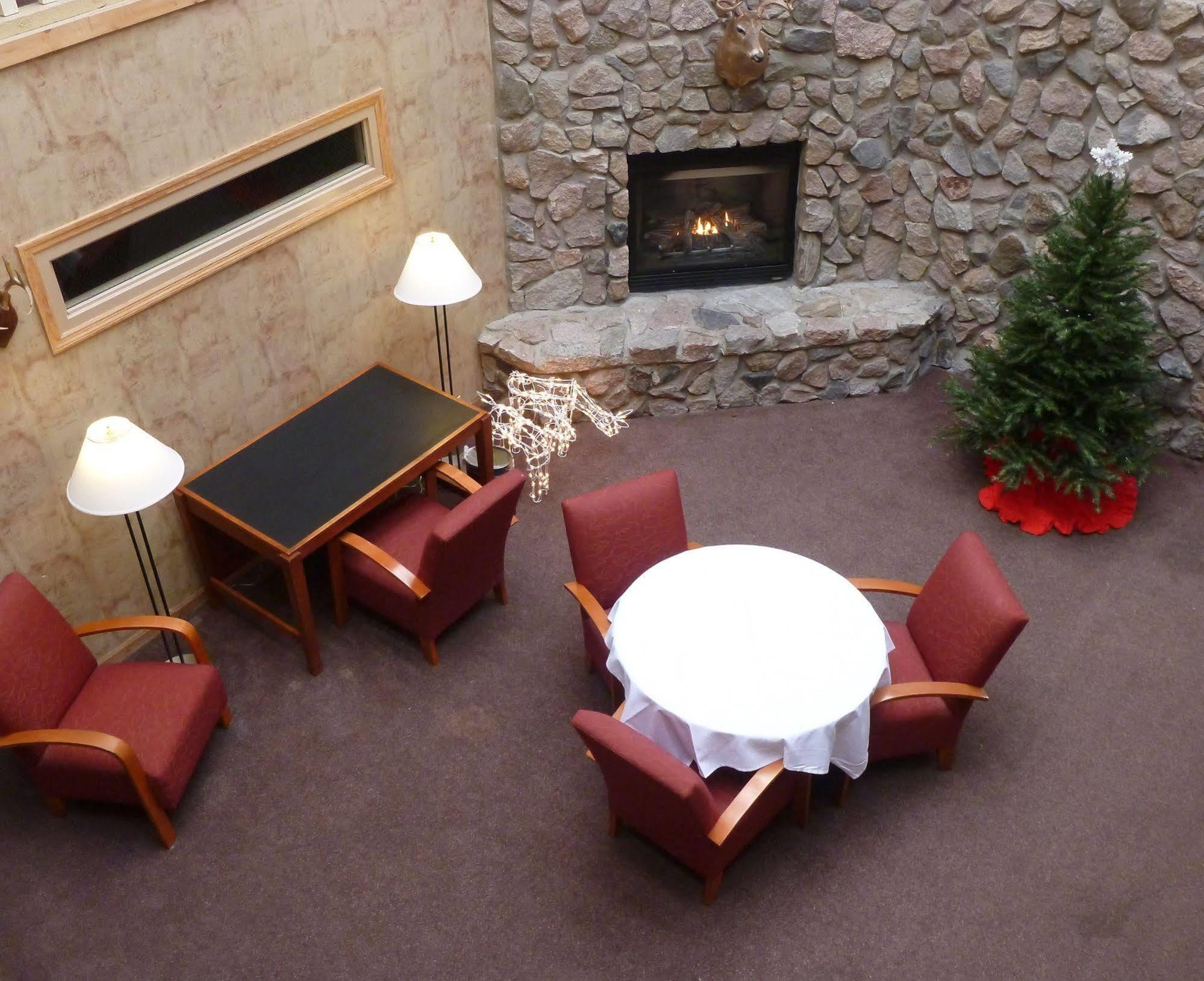 The Otter Lodge Ottertail Екстер'єр фото